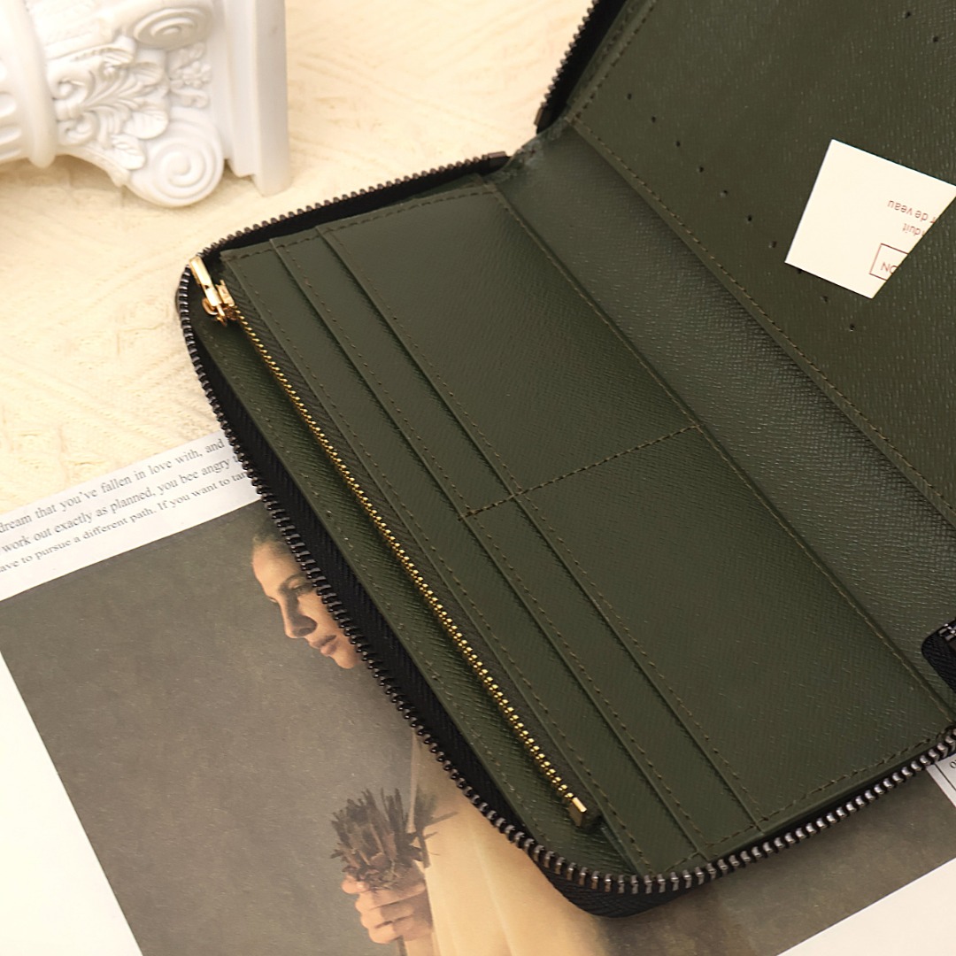 新品ルイヴィトンコピー激安長財布 83162N級品