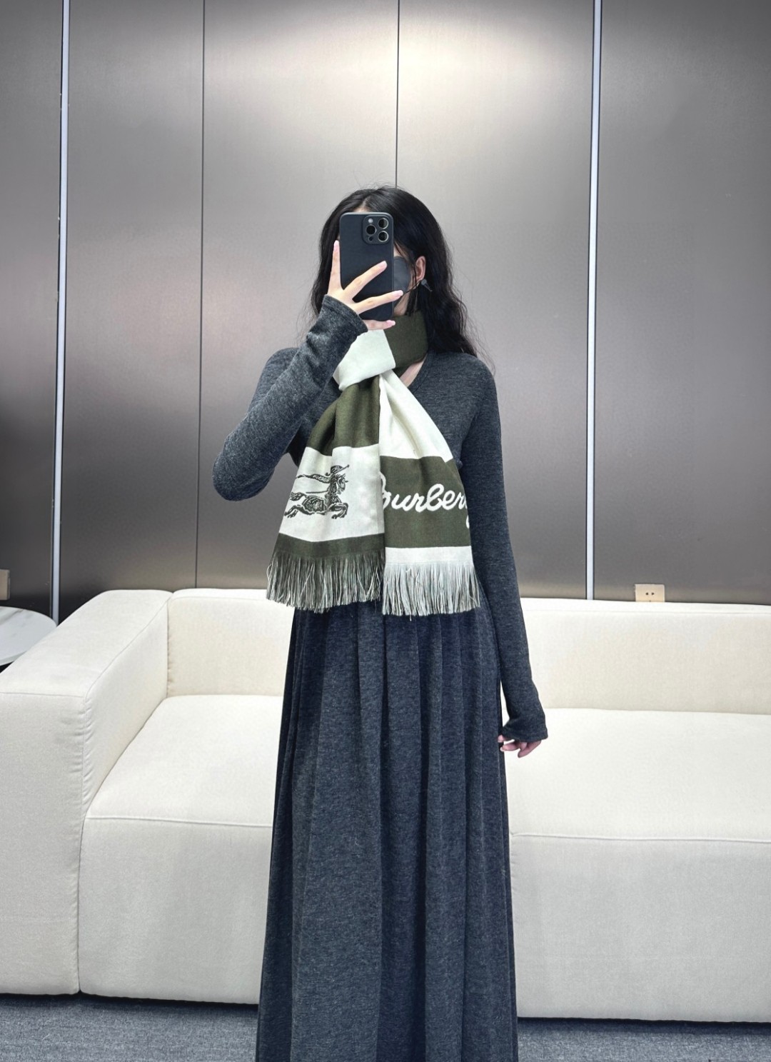 2024年人気スーパーコピー新作バーバリー両面ロングスカーフ 89600通販
