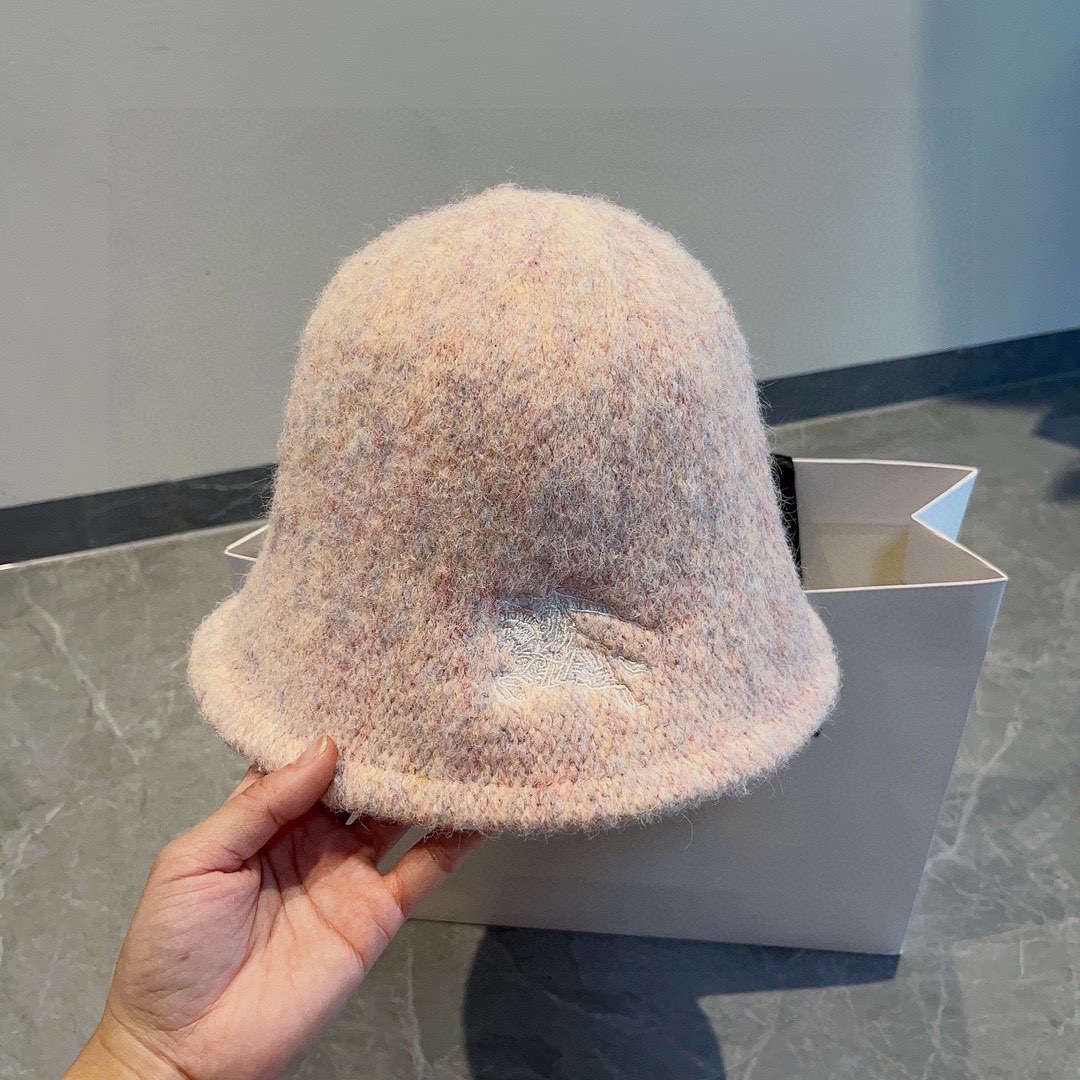 秋冬の人気ブランドバーバリースタイル ピンク 漁師の帽子 BU25007代引きを販売