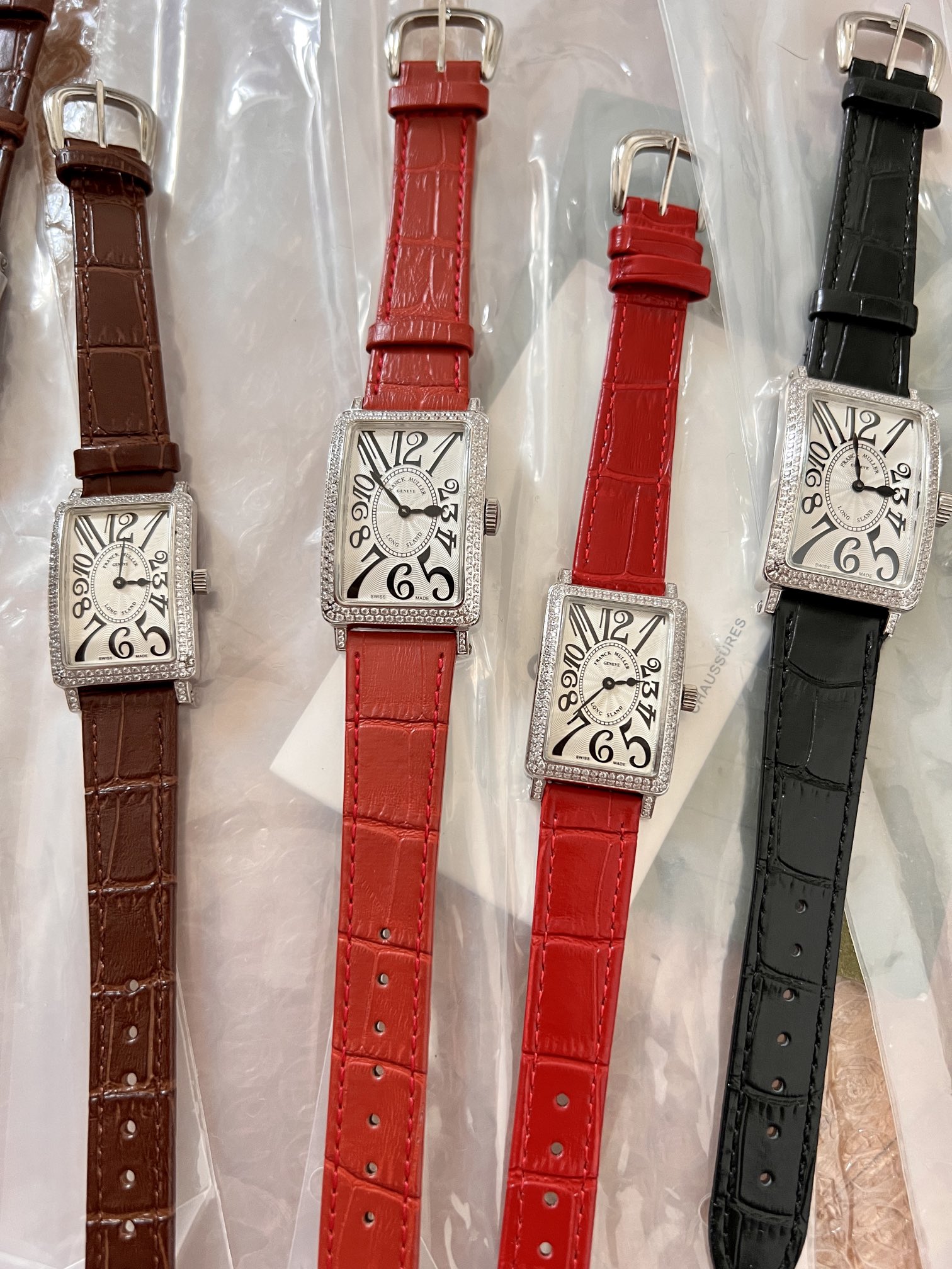 人気フランク・ミュラー多色女性用腕時計 クラシックロングアイランドシリーズ FM400583N級品