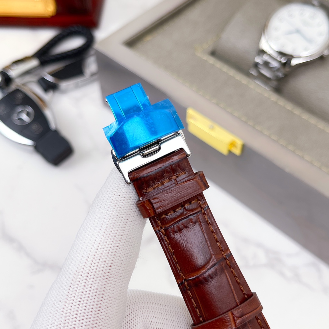 ブランド時計コピーIWC メンズ ポルトガル トゥールビヨン シリーズ IW301145品質保証