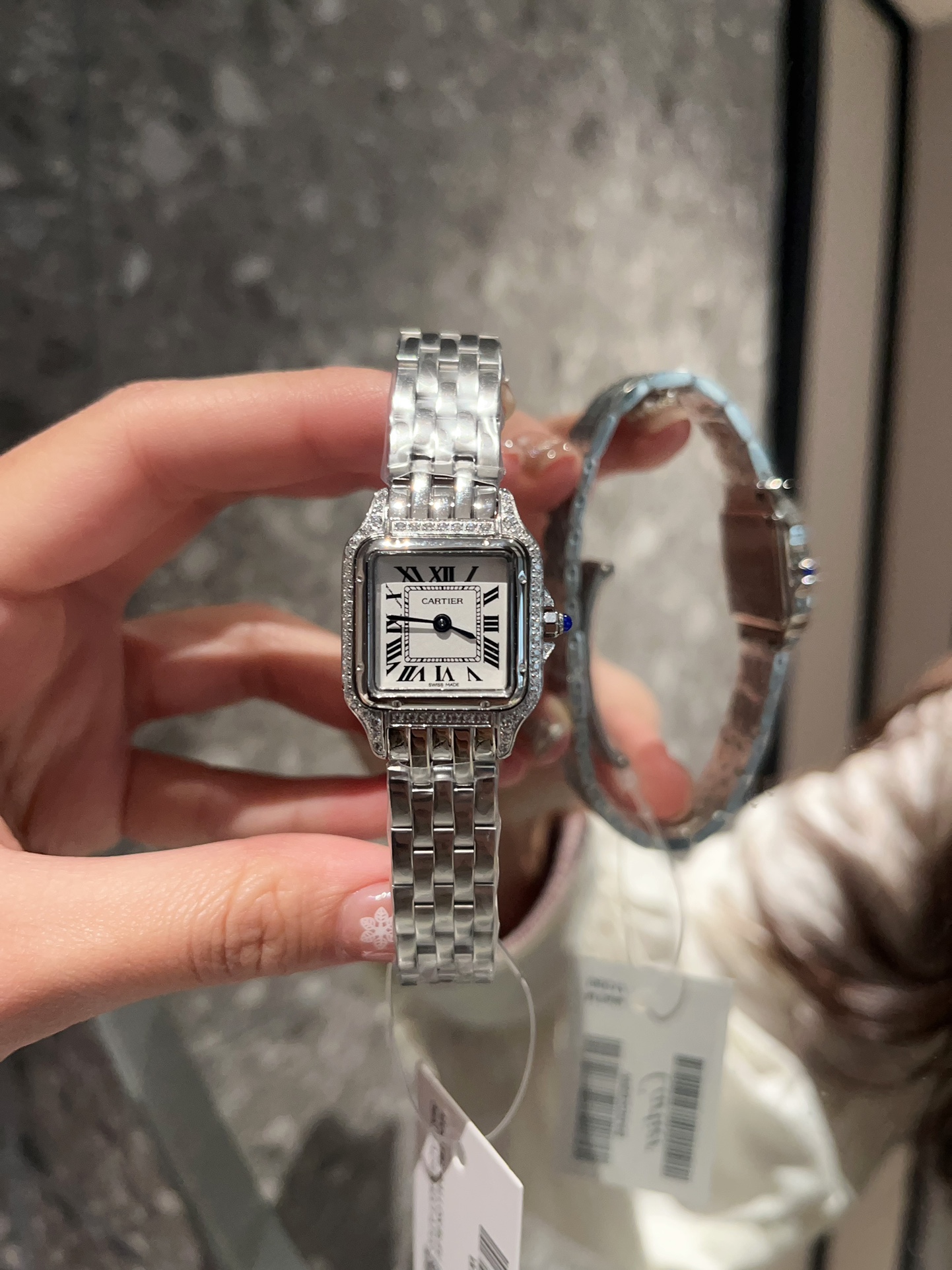 ブランドカルティエ時計の女性偽物 タンクシリーズ W110693激安送料無料
