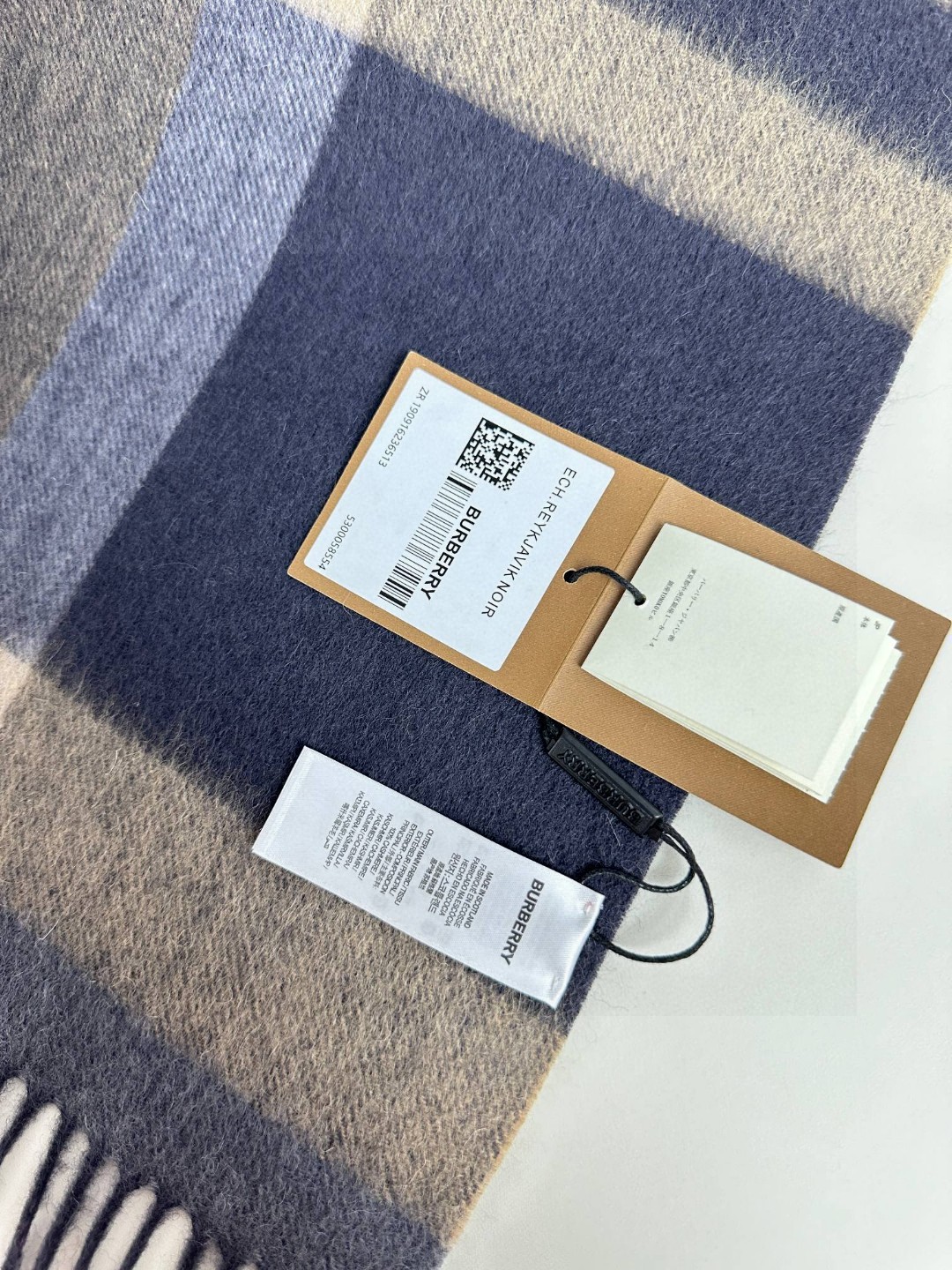 ブランドコピー激安バーバリー2024最新作ウォーターリップルグローブスカーフ ba5741品質保証