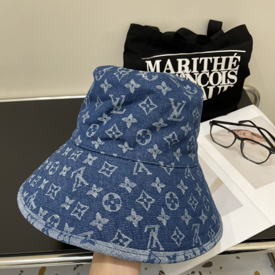 ルイ・ヴィトンスーパーコピーのジーンズ 古い花 レトロなスタイル 漁師の帽子 lv0261激安送料無料