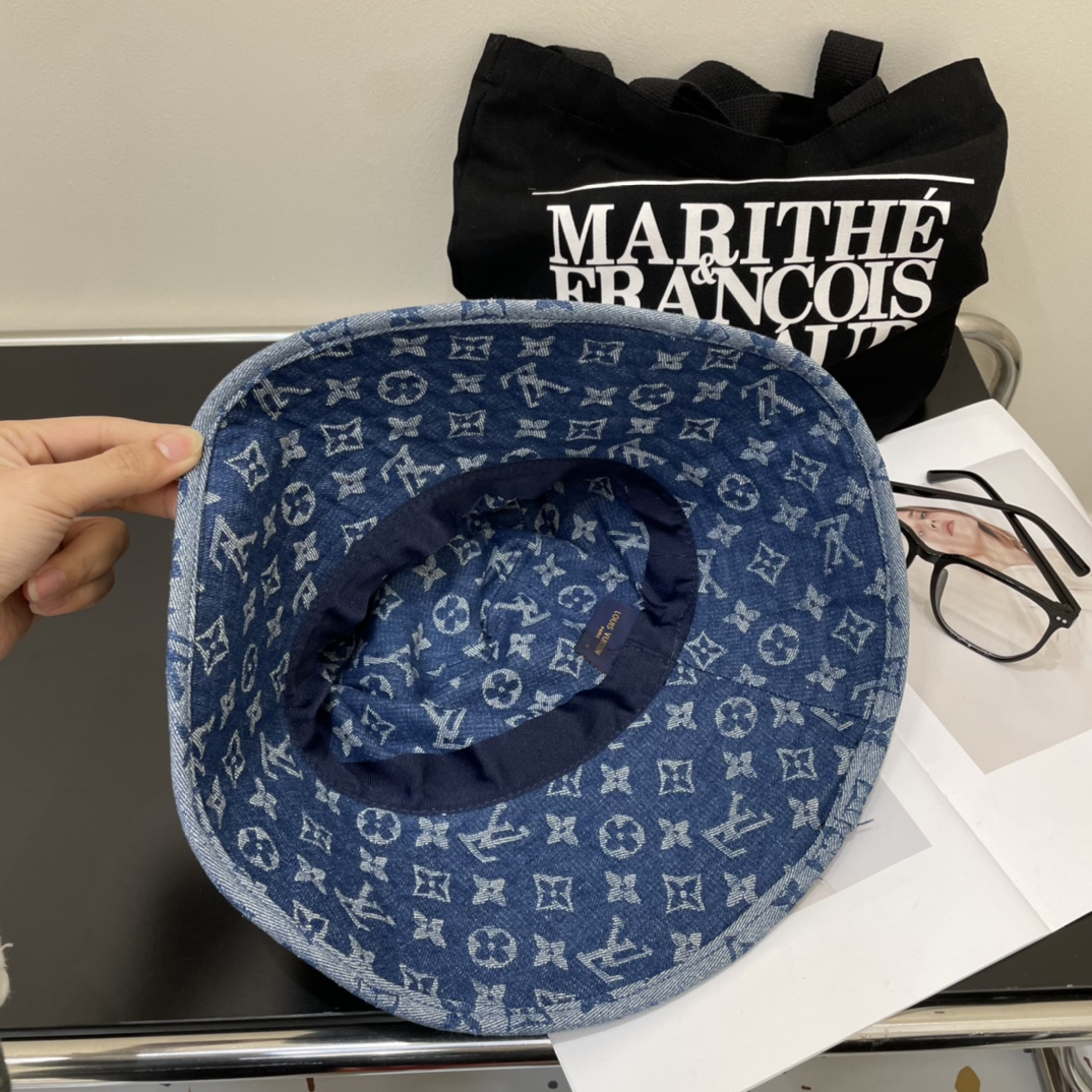 ルイ・ヴィトンスーパーコピーのジーンズ 古い花 レトロなスタイル 漁師の帽子 lv0261高い品質