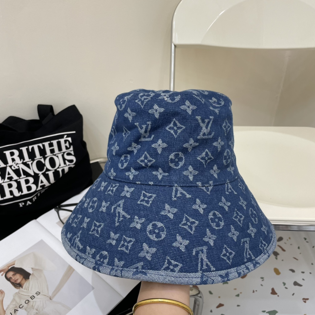 ルイ・ヴィトンスーパーコピーのジーンズ 古い花 レトロなスタイル 漁師の帽子 lv0261人気