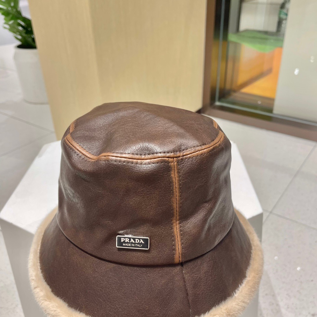 プラダ秋冬ファッション レザー バケットハットコピー帽子専門店 puu69900高い品質