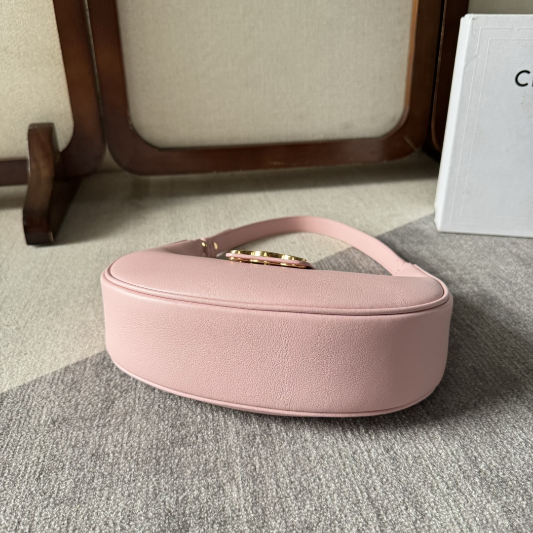 セリーヌショルダーバッグコピーピンクのアンダーアームバッグ送料無料 114493-2高い品質