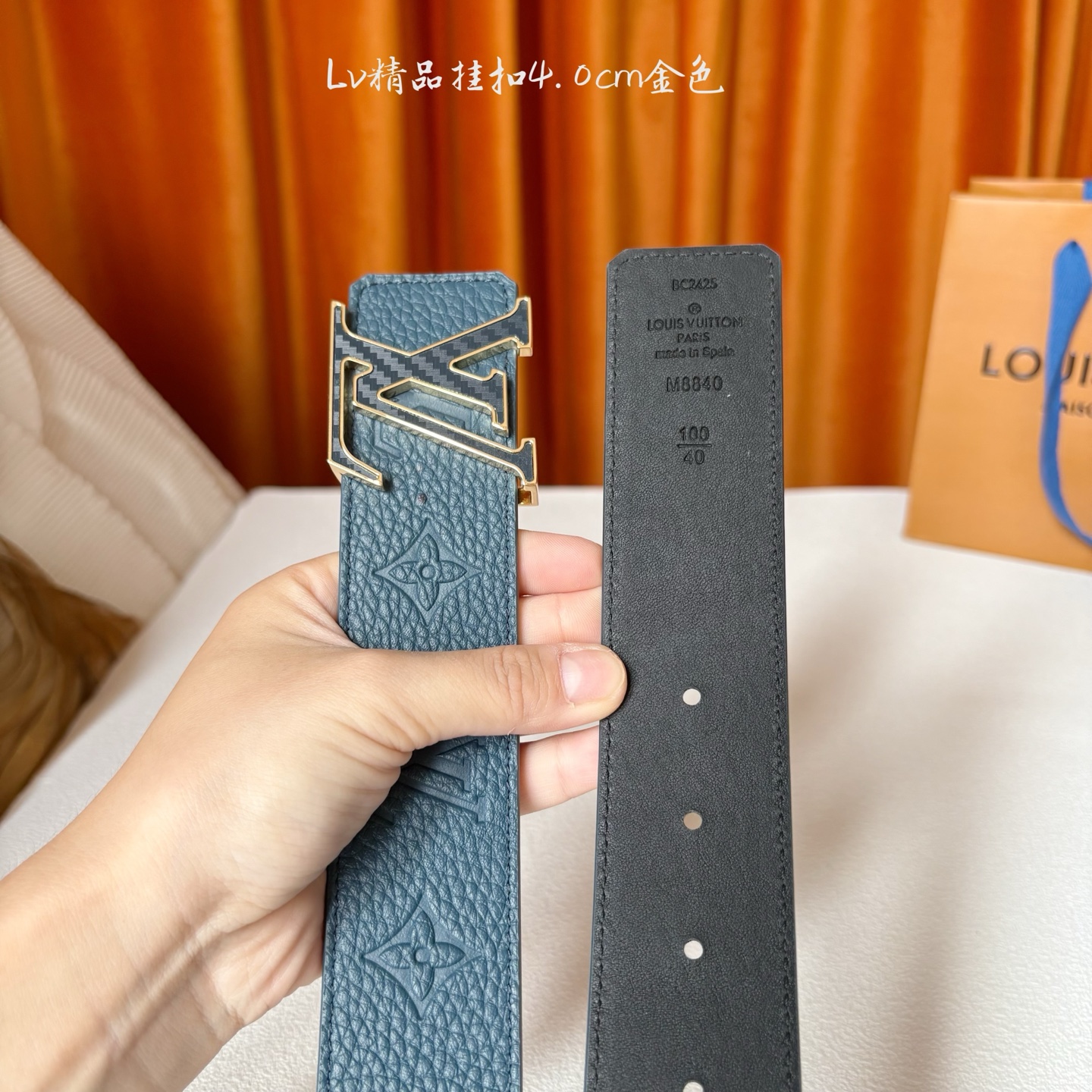 ルイ・ヴィトンのエンボス加工ペブルレザーコピーベルト最高級の革を使用し 114672高い品質