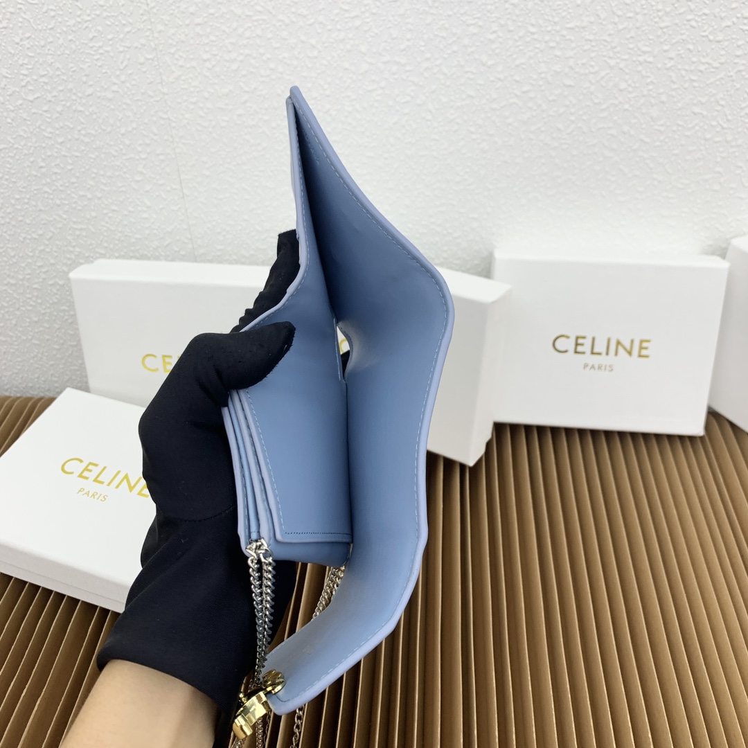 セリーヌコピースモールシャイニースムースシープスキンフラップ激安財布 143919N級品