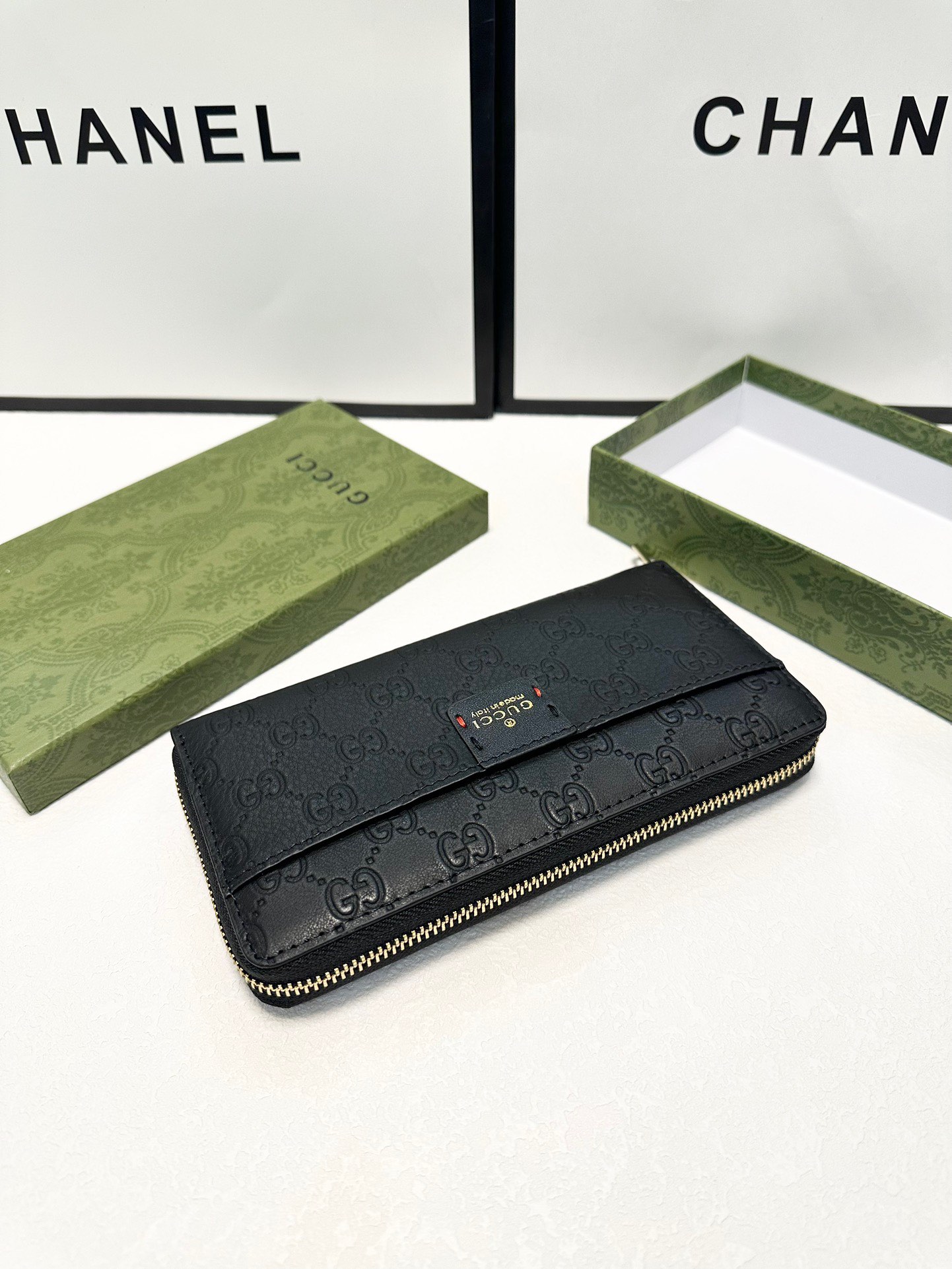 2025人気商品グッチスーパーコピーメンズ財布 144910N級品