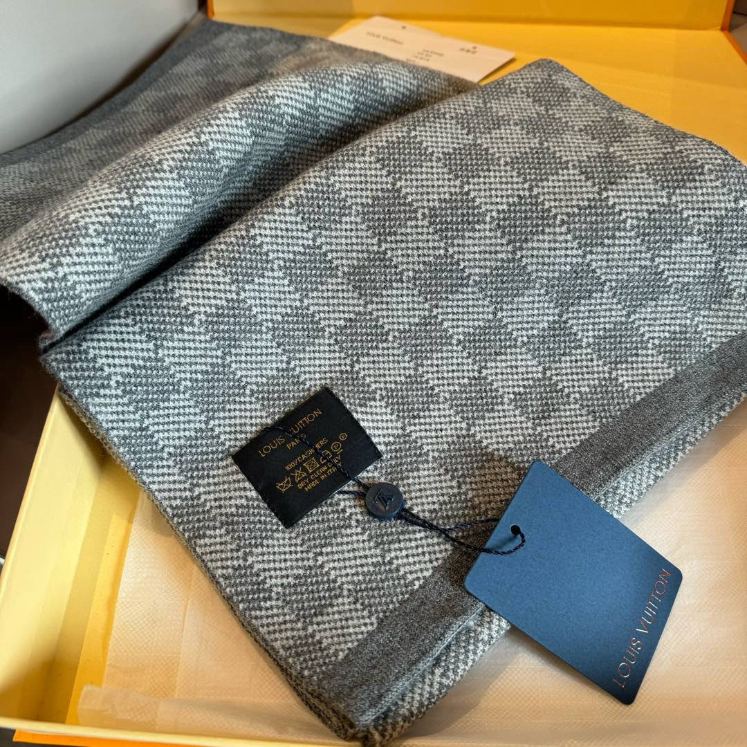 弊社はルイヴィトン商品コピーメンズ ウール ニットスカーフと帽子のセット 146690激安送料無料