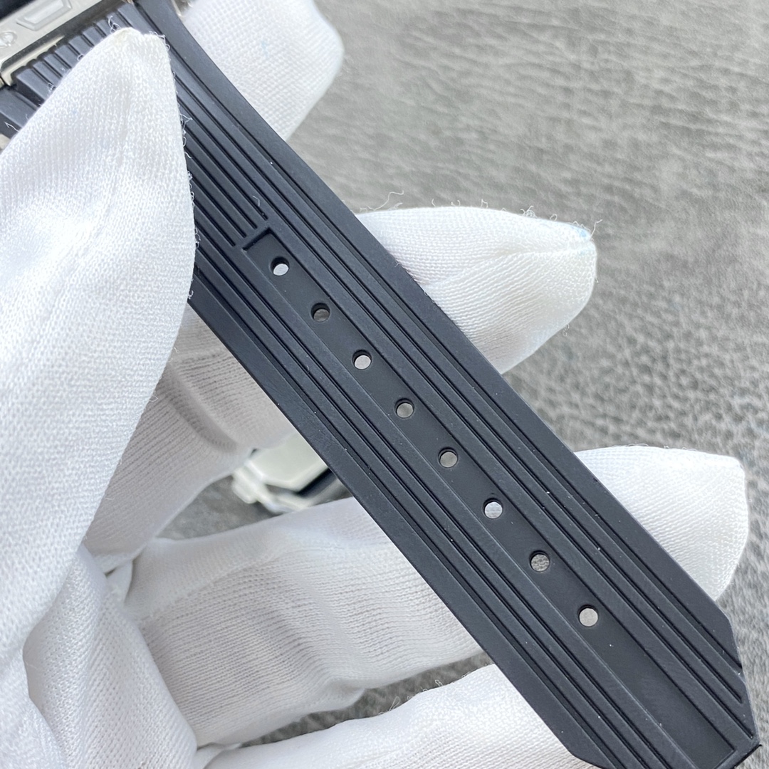 【超話題】ウブロビッグバン男性時計自動巻きクロノグラフムーブメント 171625N級品