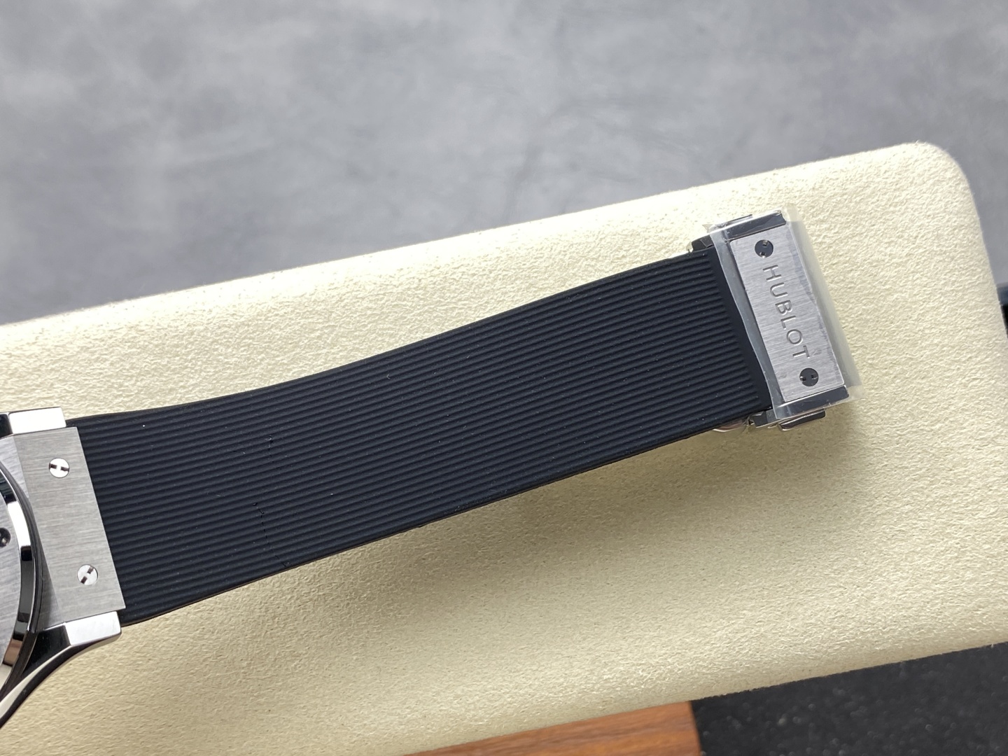 ウブロクラシックフュージョンコピー 42mmコピー時計限定版 171856代引きを販売