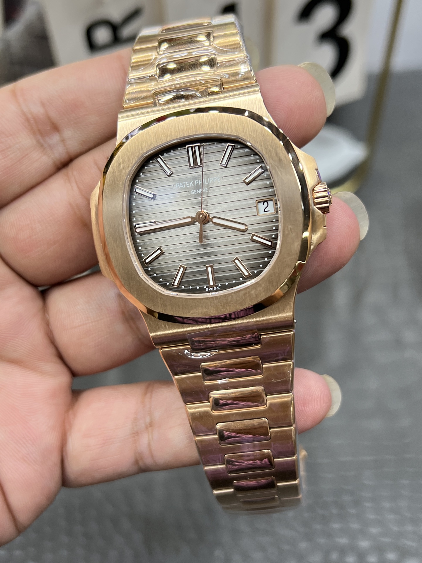 最新型パテックフィリップノーチラスコピー通販時計 5711 シリーズ全自動一体型機械 172236高い品質