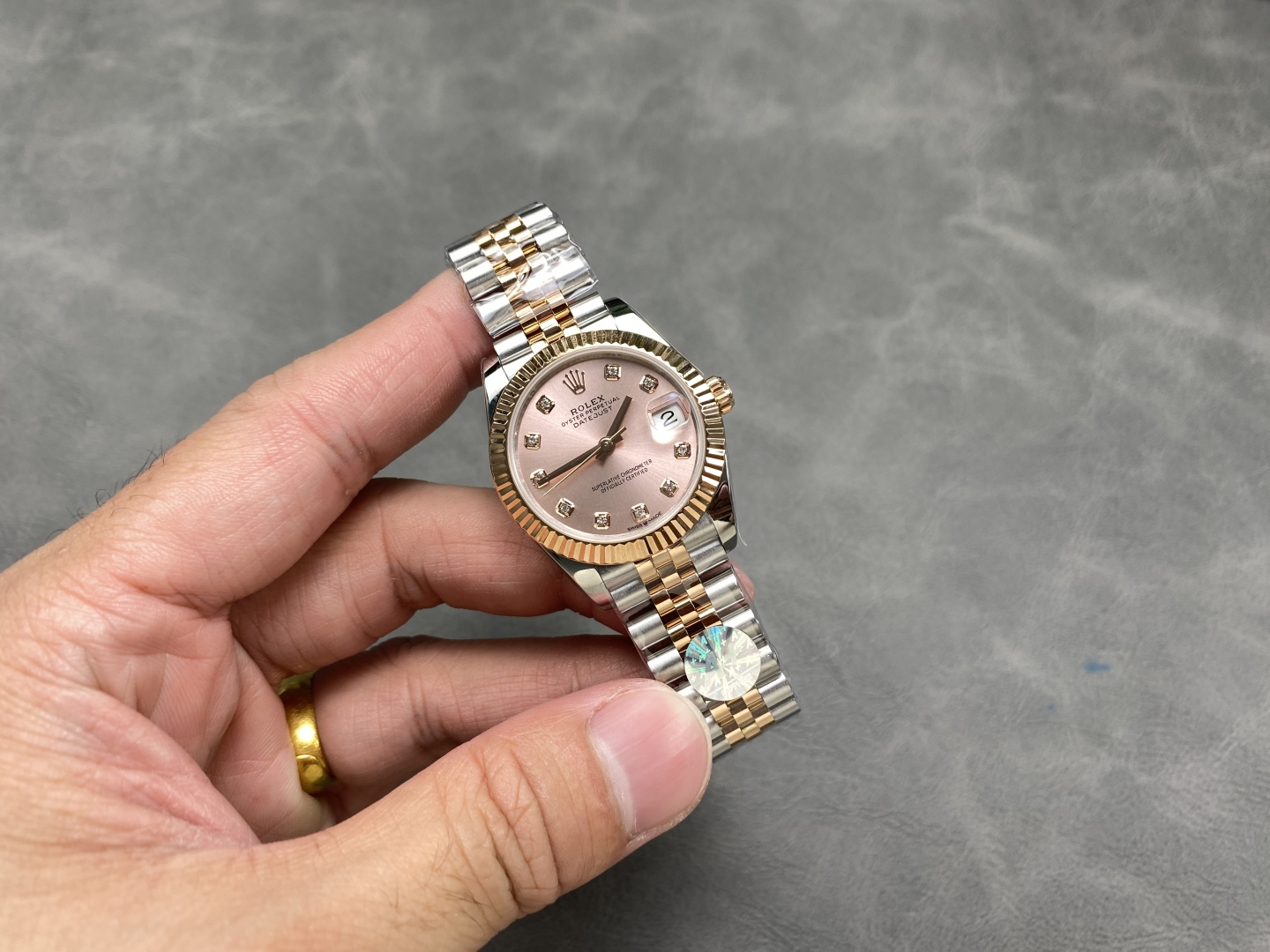 新作の女性用ロレックスデイトジャストスーパーコピー時計 174488高い品質