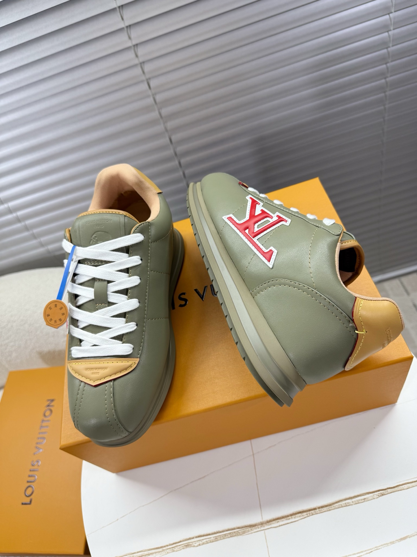 ルイヴィトン豪華なコピー靴ファレルバターソフト コラボレーションシリーズ 310981通販
