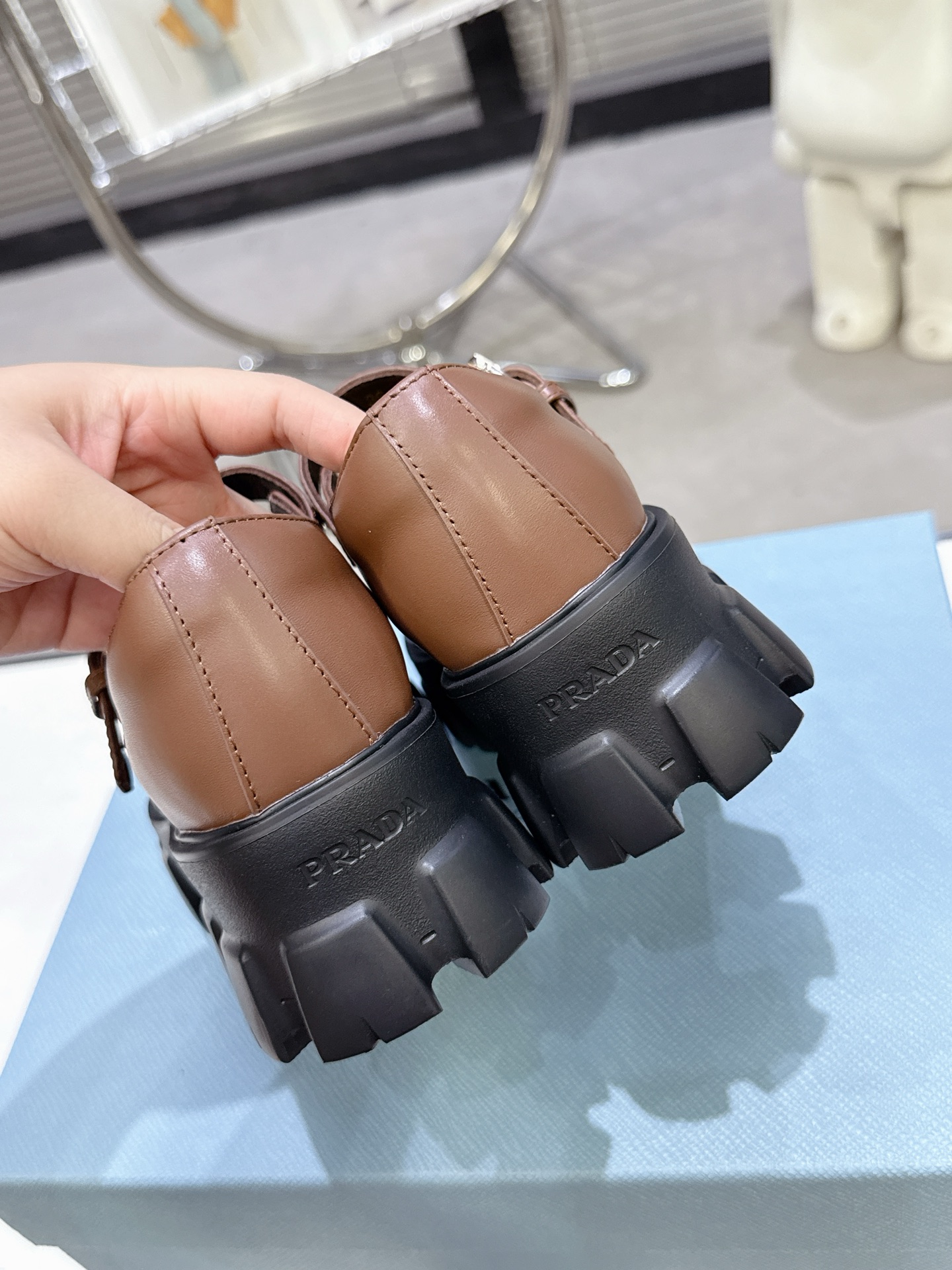 プラダ靴ブーツコピー2025年秋冬新作プラットフォームメリージェーンシューズ 324472N級品