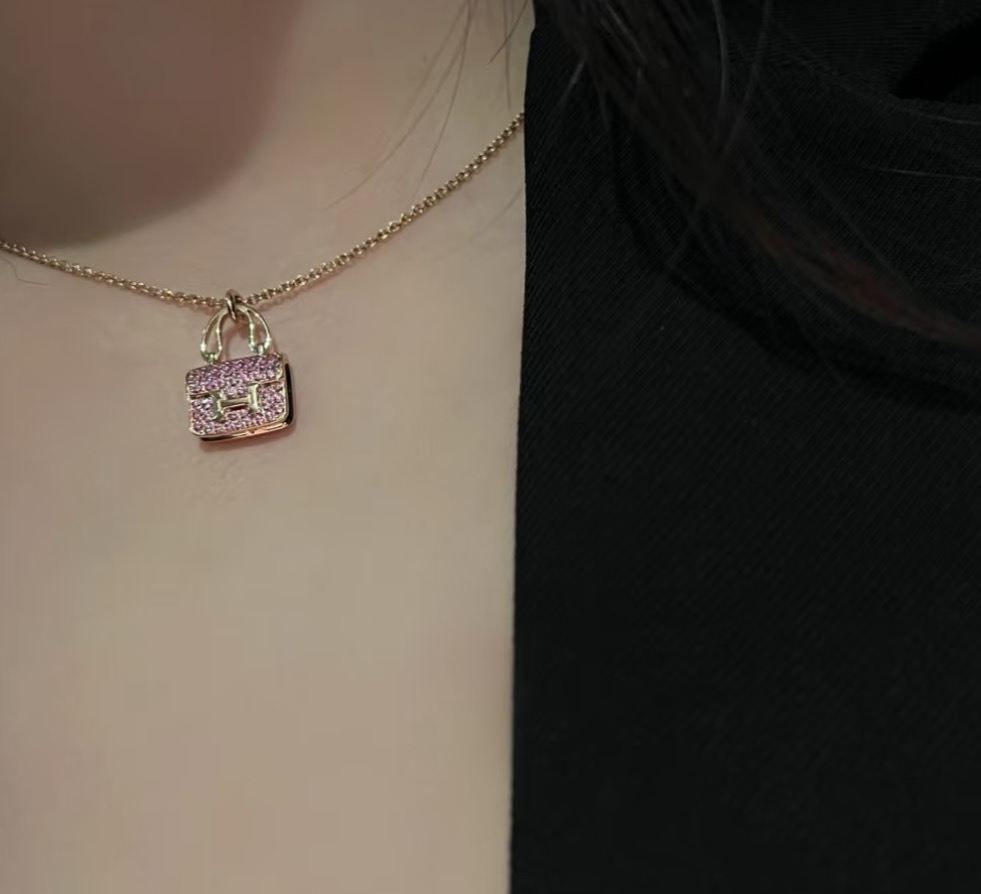 高級超絶のエルメス カンカンバッグスーパーコピー女神ネックレス実物 413067N級品
