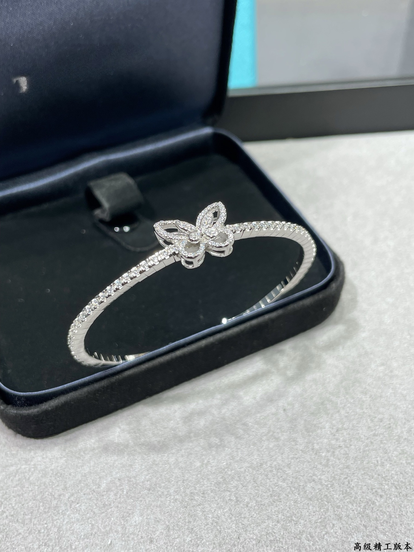 2025豪華さと上品グラフ シングルバタフライコピー可愛い偽物ブレスレット 436341激安送料無料