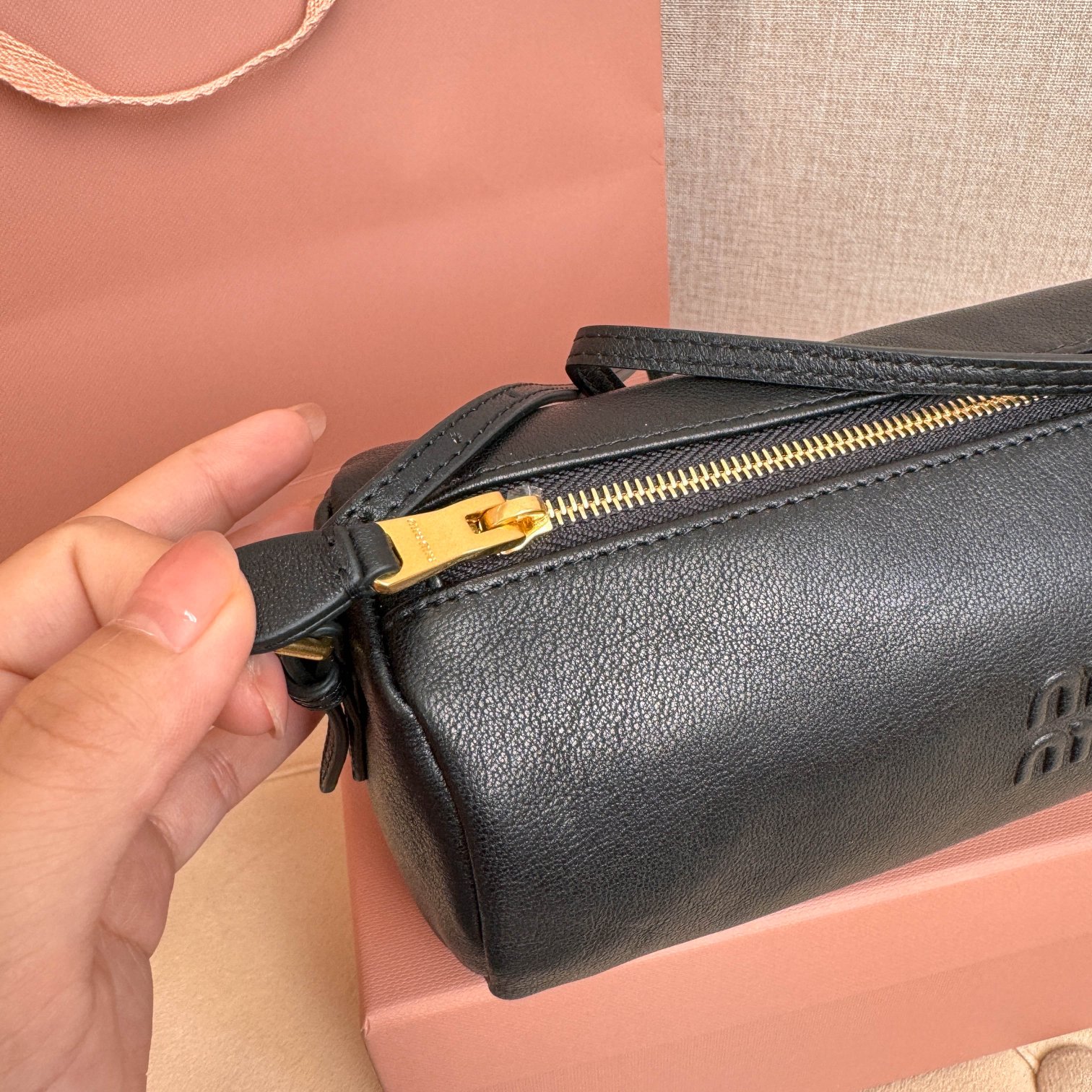 ミュウミュウドラムスーパーコピー品質上げ商品バッグ新入荷 5NF851N級品