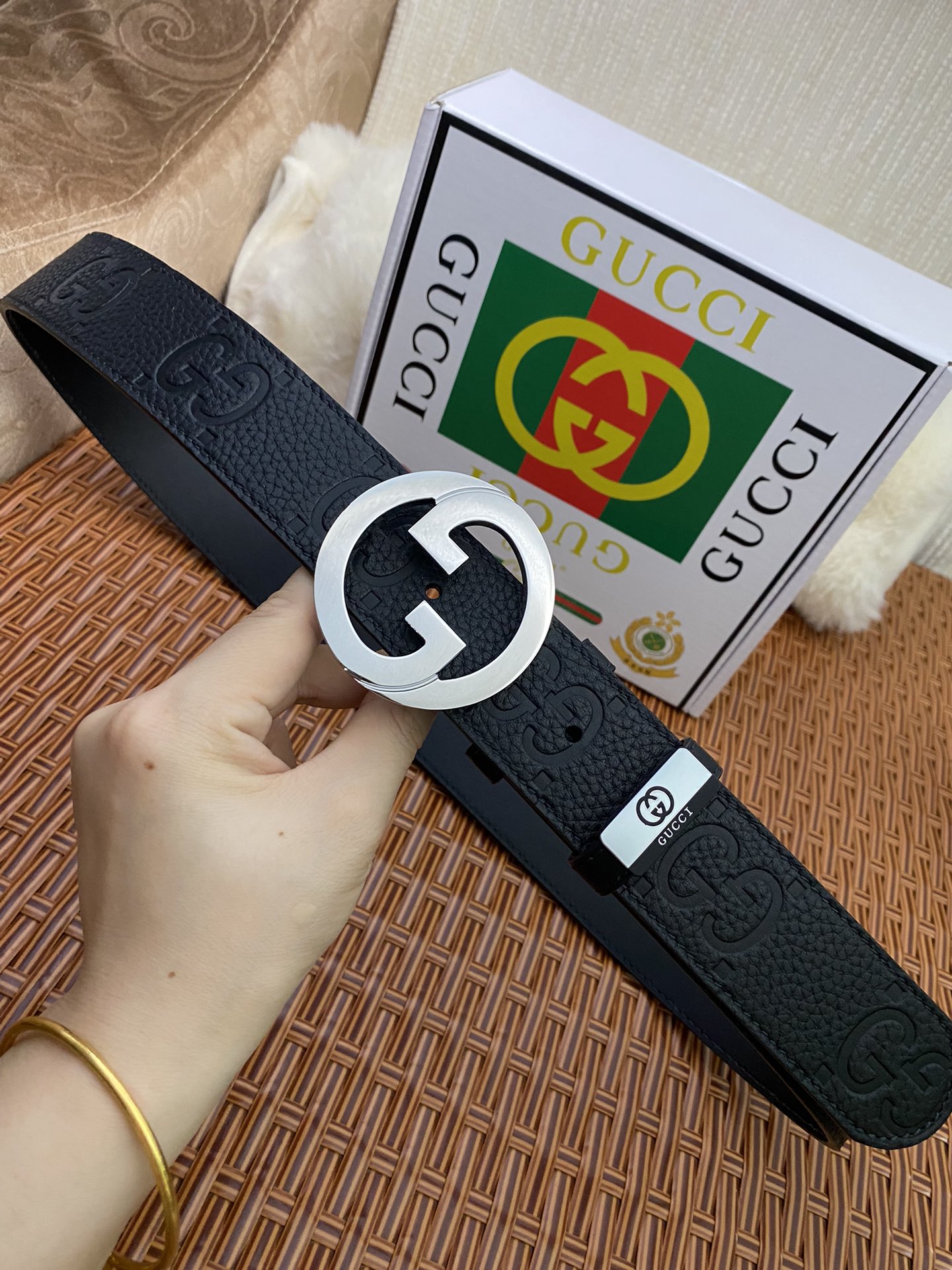 最大級グッチ100%レザースーパーコピーベルト 648785品質と絶妙最高級