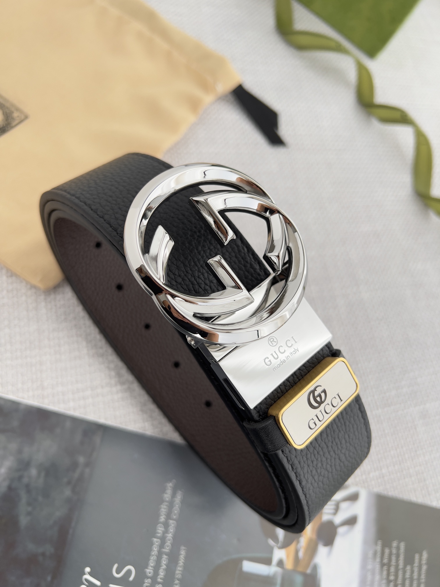 高級ブランドグッチベルトコピー男性両面トップグレイン牛革 648820激安送料無料
