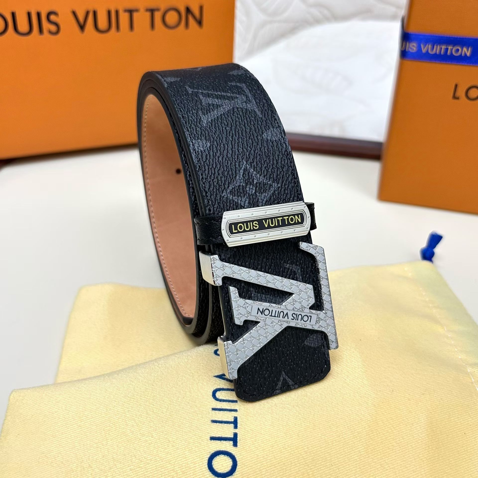 ルイヴィトンベルトコピーソリッドスチール刻印バックルN級品実物写真 663072