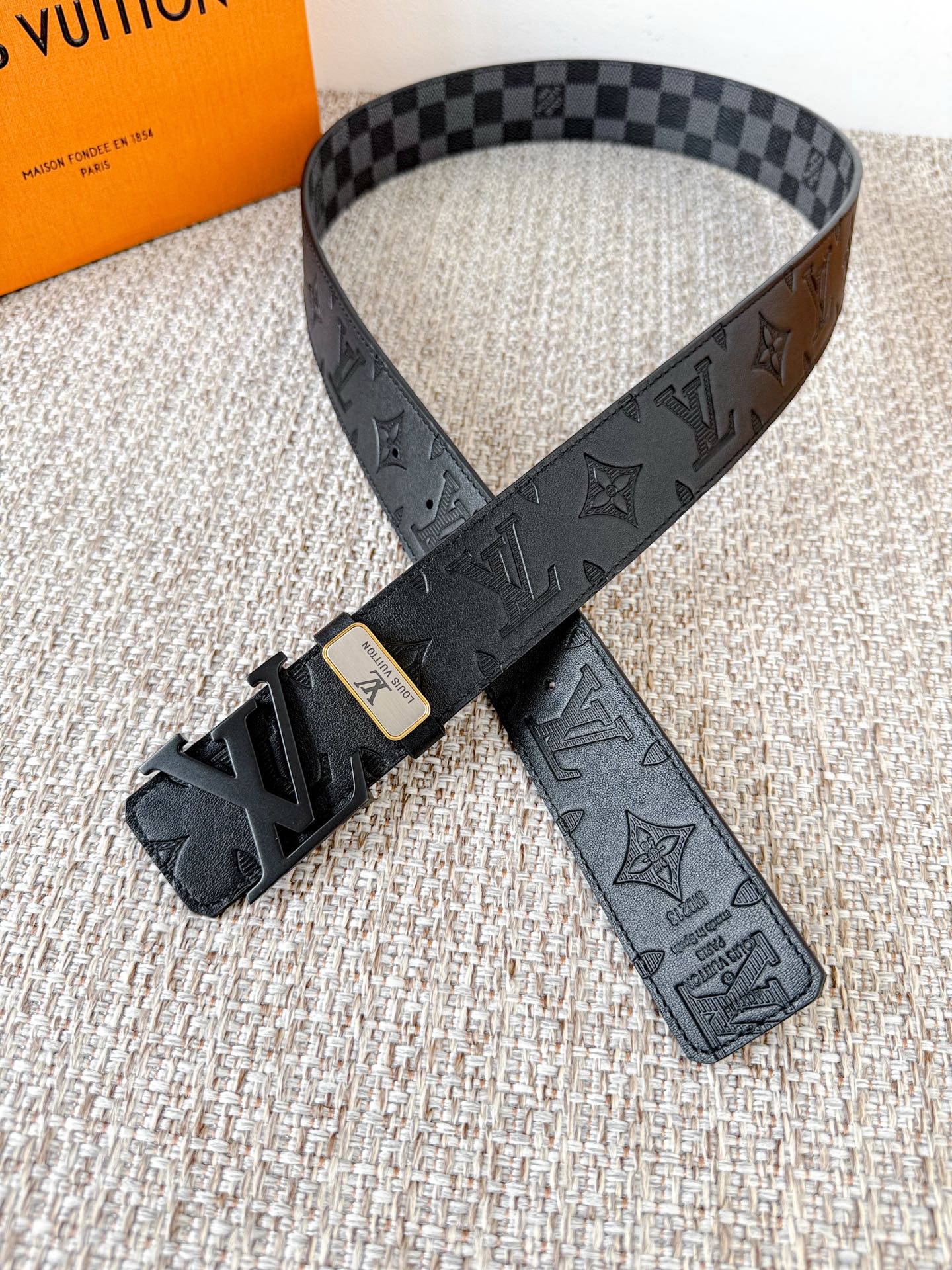 2025新着順多くの人気ブランドルイヴィトンベルトコピー通販 663227高い品質