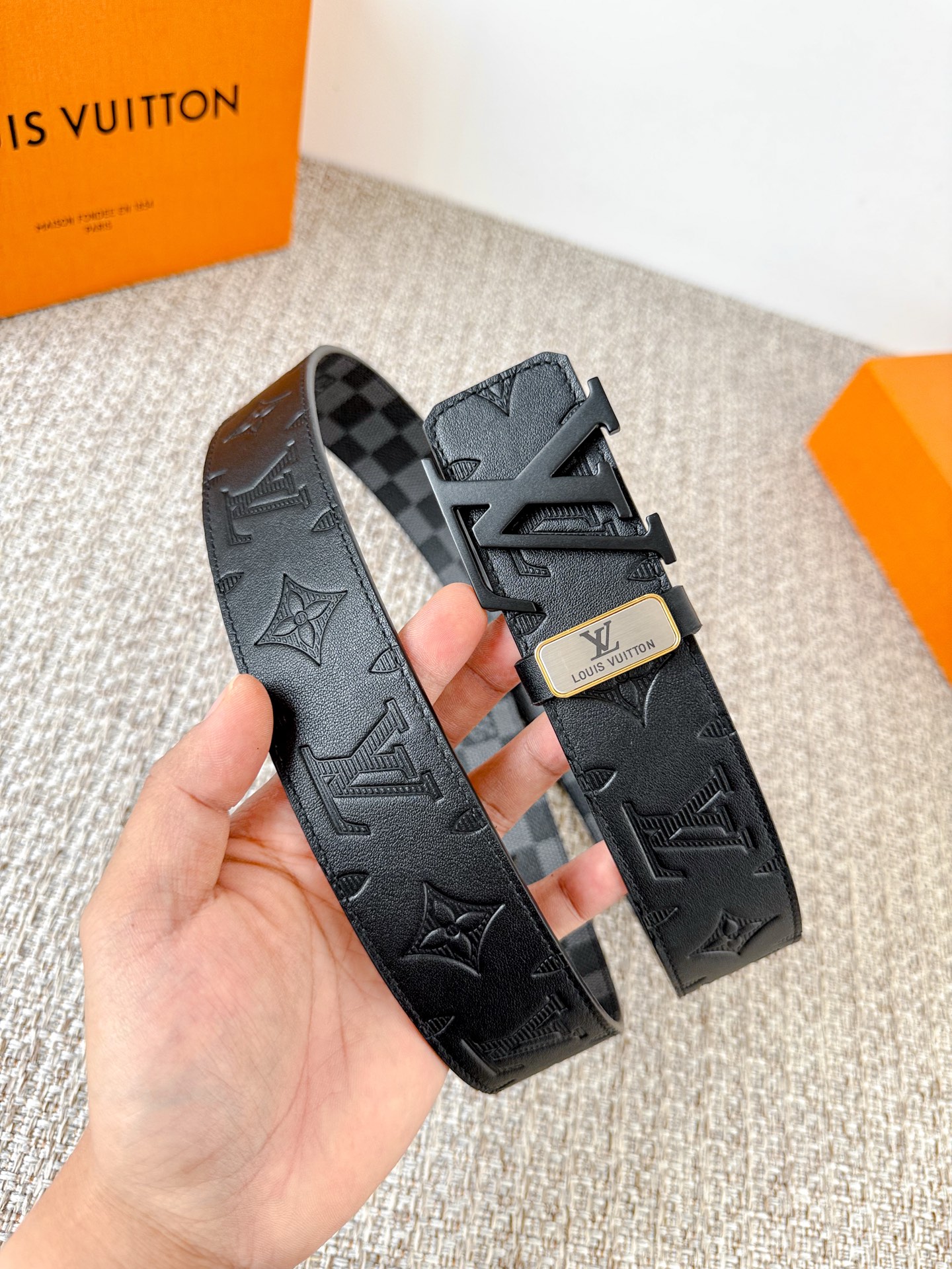 2025新着順多くの人気ブランドルイヴィトンベルトコピー通販 663227