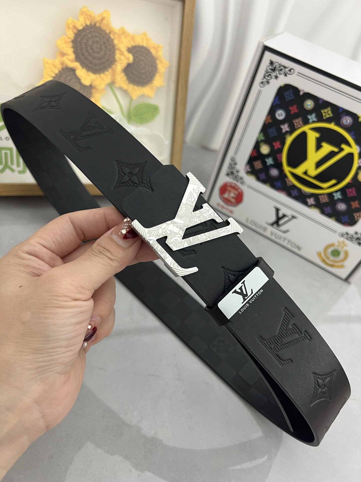 高級ブランドコピールイヴィトン最新商品偽物のレザーベルト 667767激安送料無料