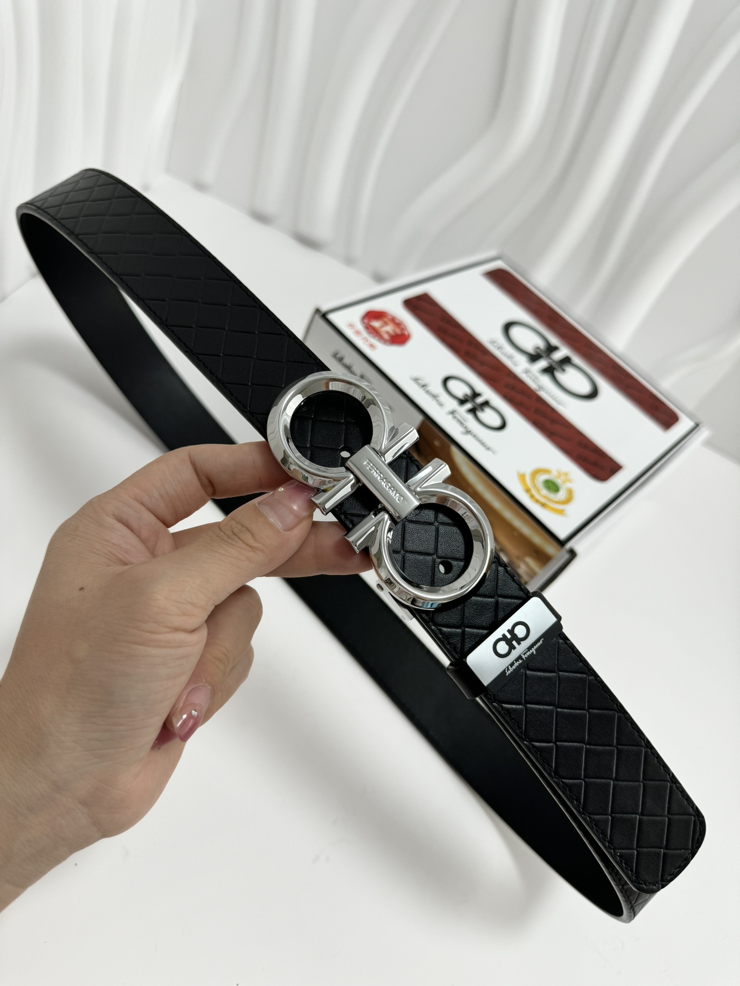 2025新商品限定男性フェラガモベルトスーパーコピー最高級牛革100%  667810激安送料無料