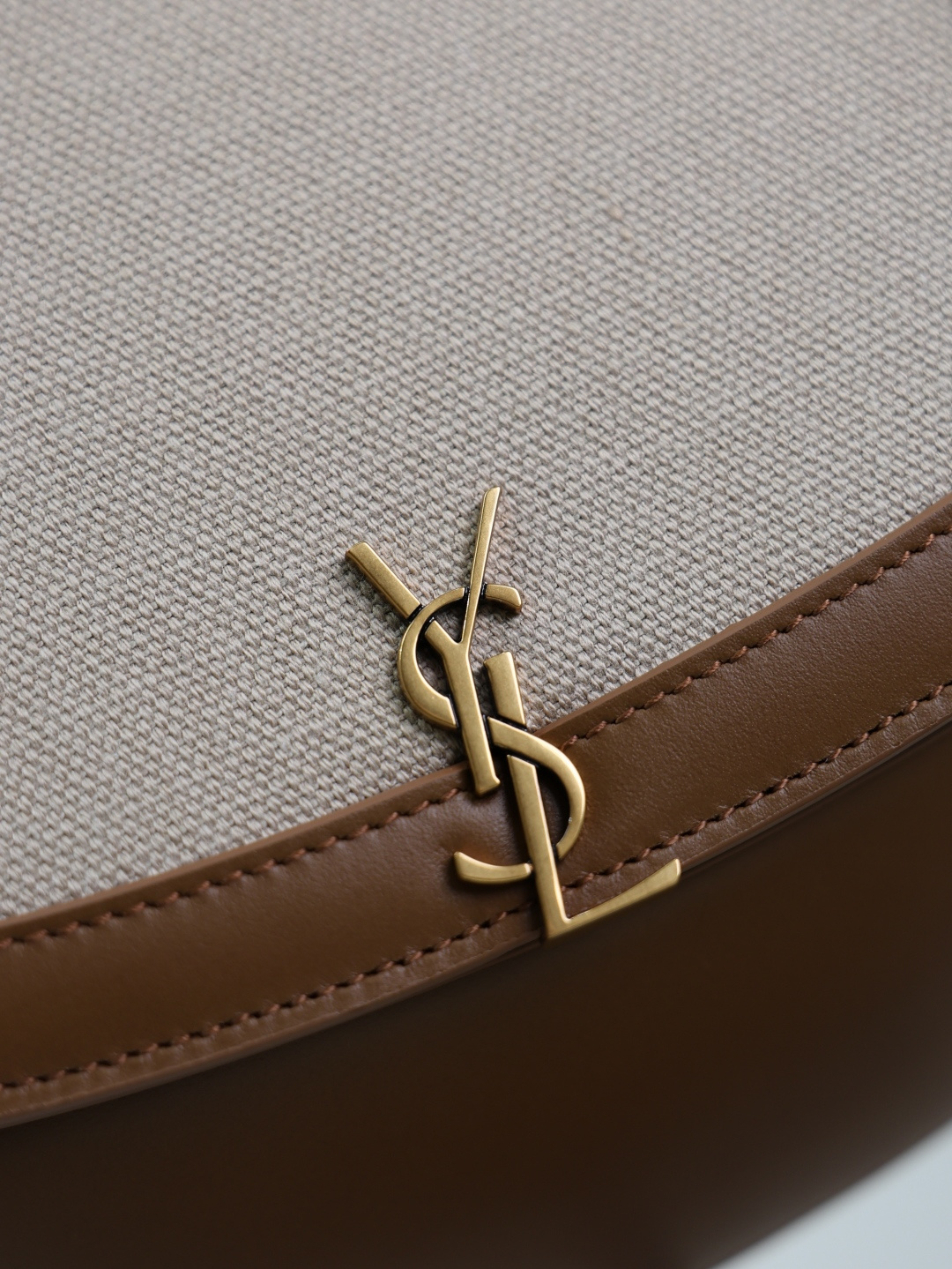 サンローランショルダーバッグコピーの黄色の牛革入荷 753824-1品質と安心高い品質