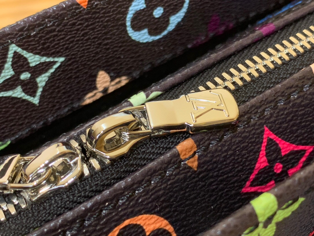 当店のルイ・ヴィトンスーパーコピー黒いハンド激安バッグ M13260最高級