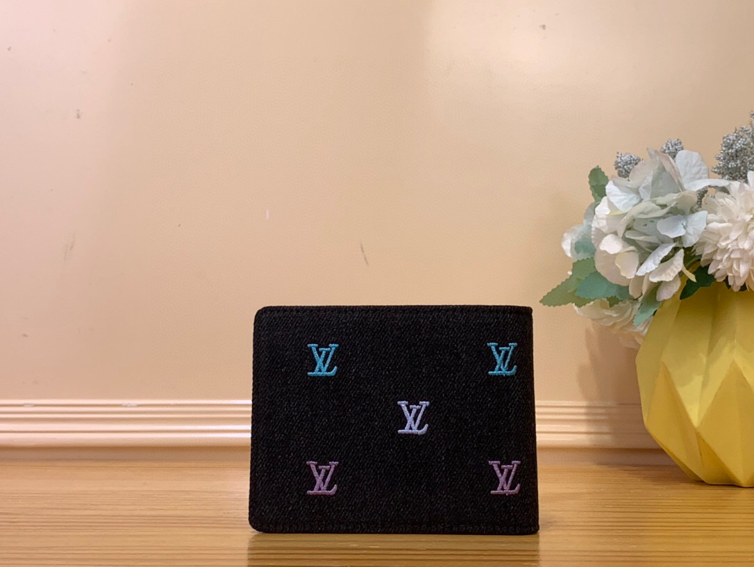 新款男性ルイ・ヴィトン財布タイガコピーブラック刺繍スーツ偽物 M13964激安送料無料