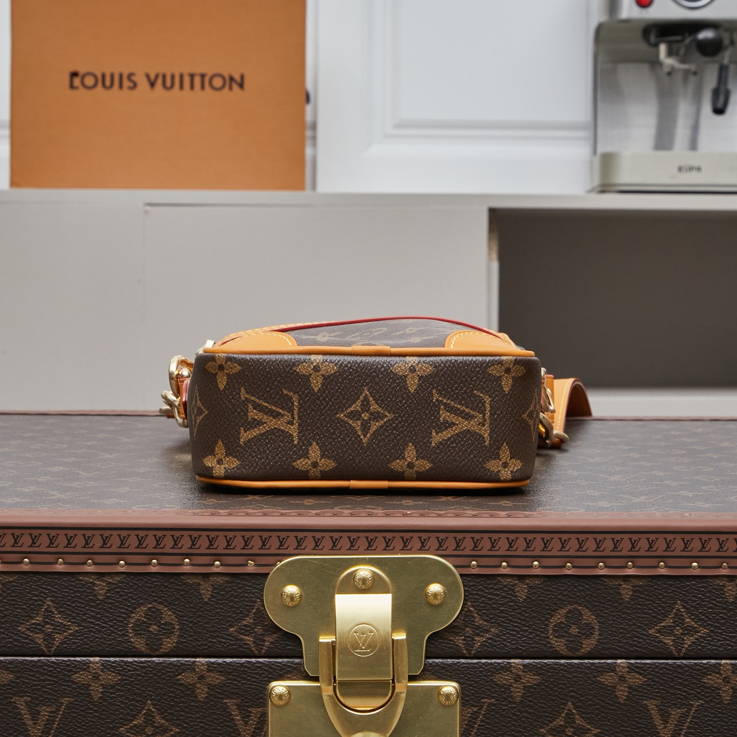 当店人気ルイヴィトンショルダーバッグコピーの2025年春夏バッグ M14013高い品質