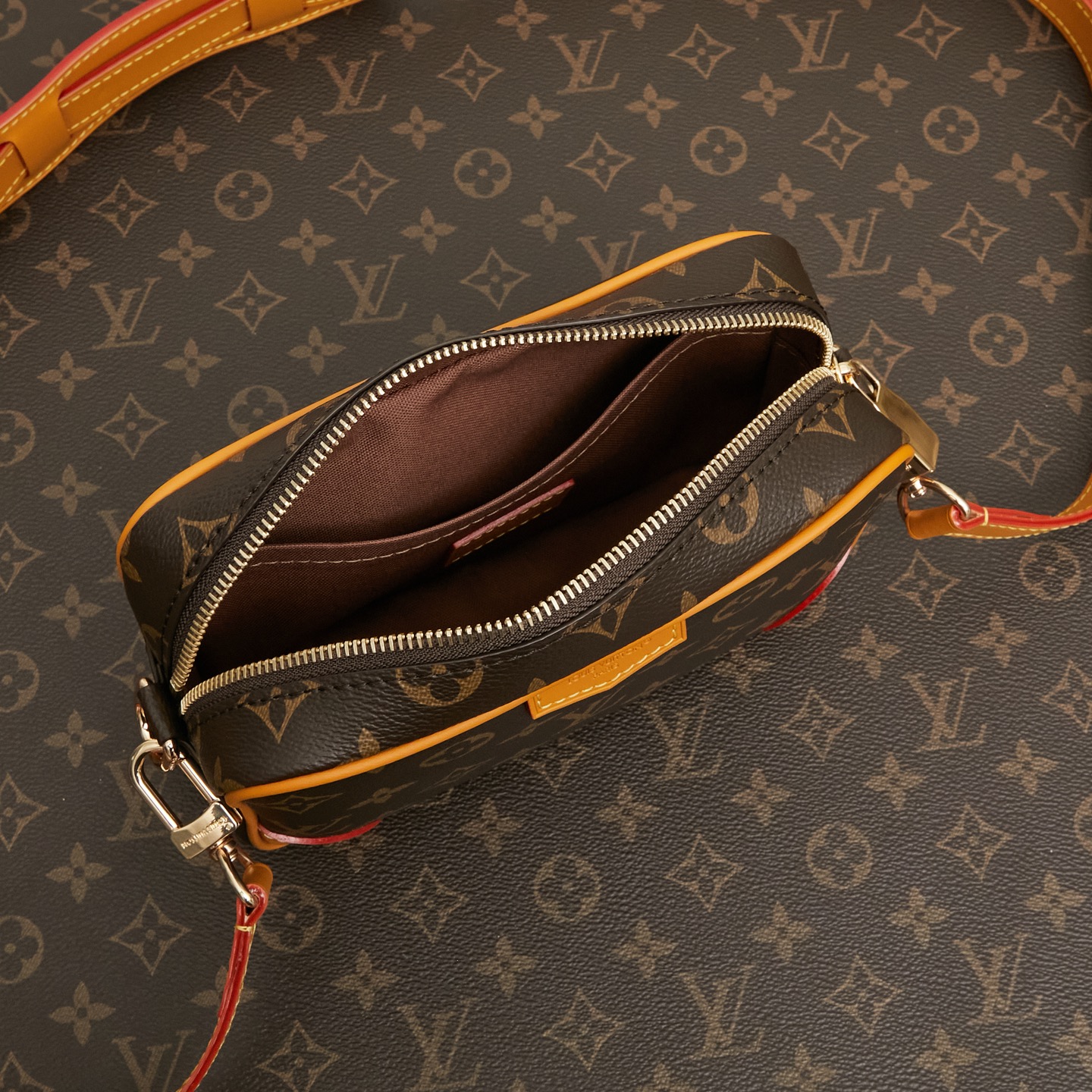 高品質に挑戦!ルイヴィトン トロカデロ ミニコピーハンドバッグ専門店 M14058代引きを販売