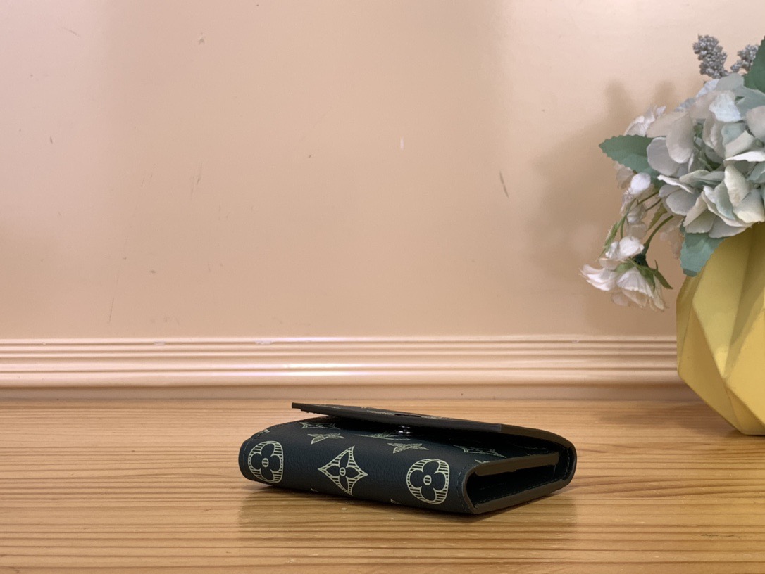 ルイ・ヴィトン精巧可愛いのコピー三つ折り財布激安買取 M14793高い品質