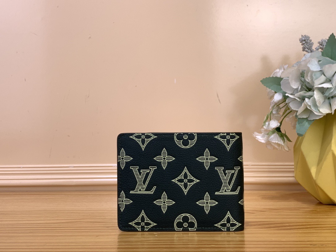 【超話題】ルイヴィトン新しい色メンズショートスーパーコピー財布 M27150信用第一激安送料無料