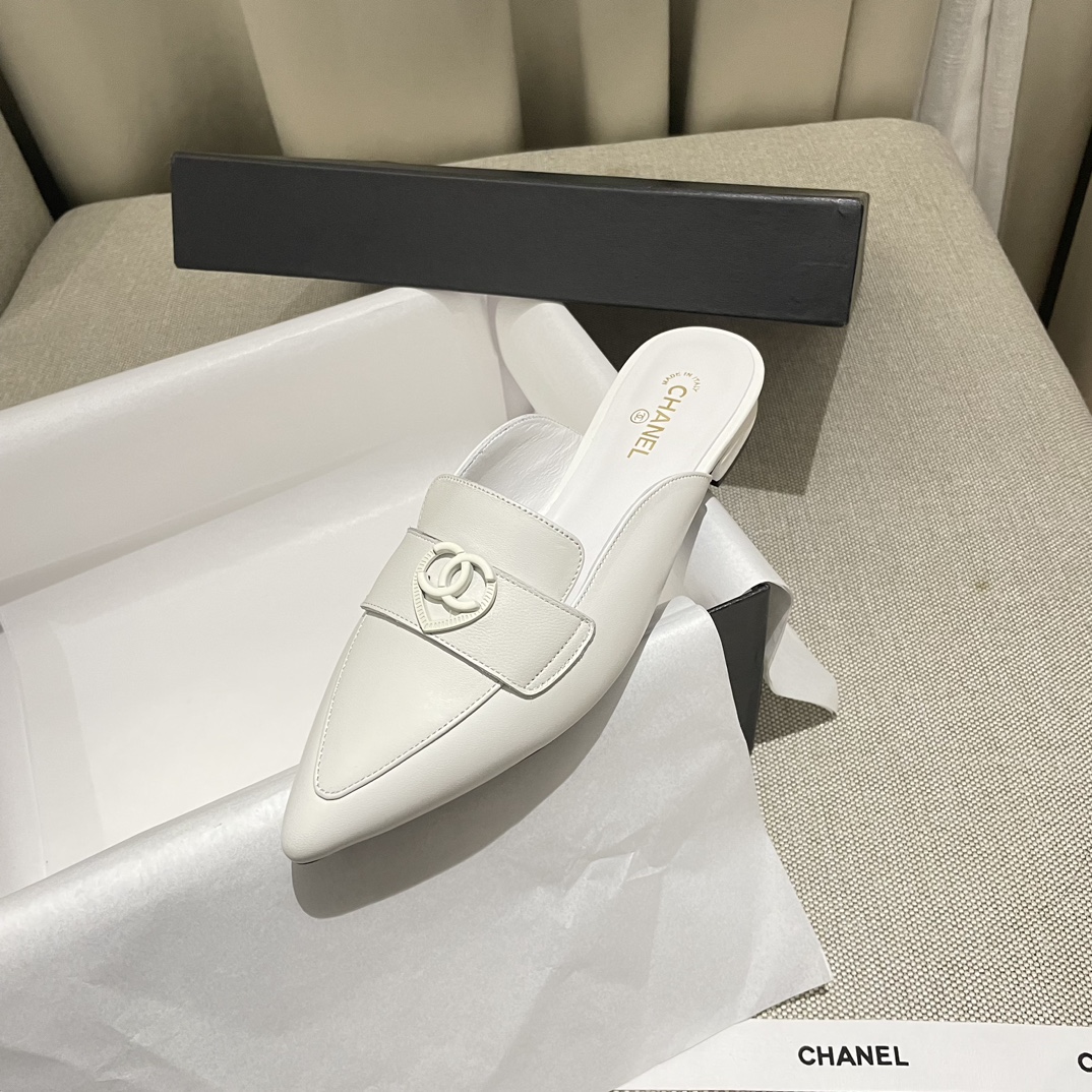 2025今年新款のシャネルお気に入り美しいヒット商品スリッパ ch440399-2高い品質