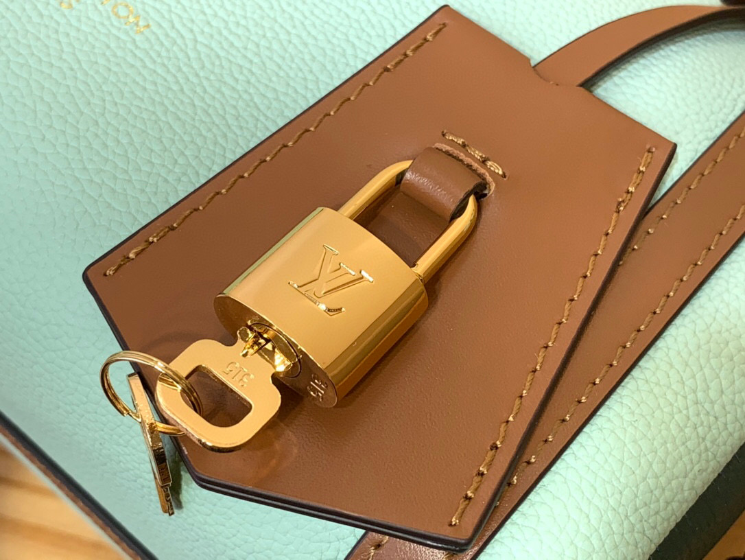 日本全国送料無料ルイヴィトンブランドエクスプレス スモールバッグ m260699N級品