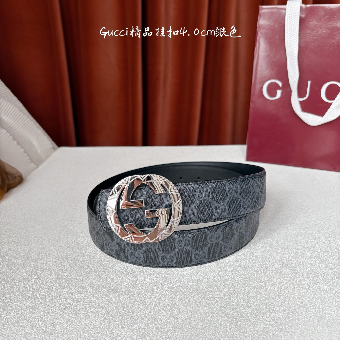 最高級の革を使用しグッチリバーシブルベルトコピー 115451通販