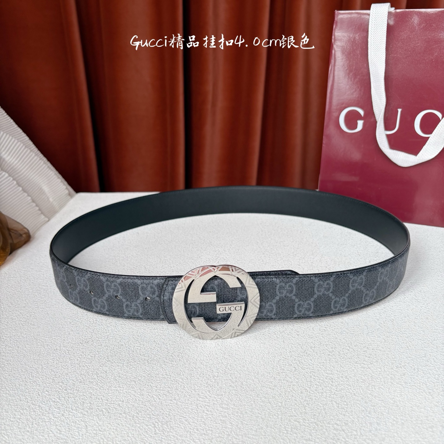 最高級の革を使用しグッチリバーシブルベルトコピー 115451人気