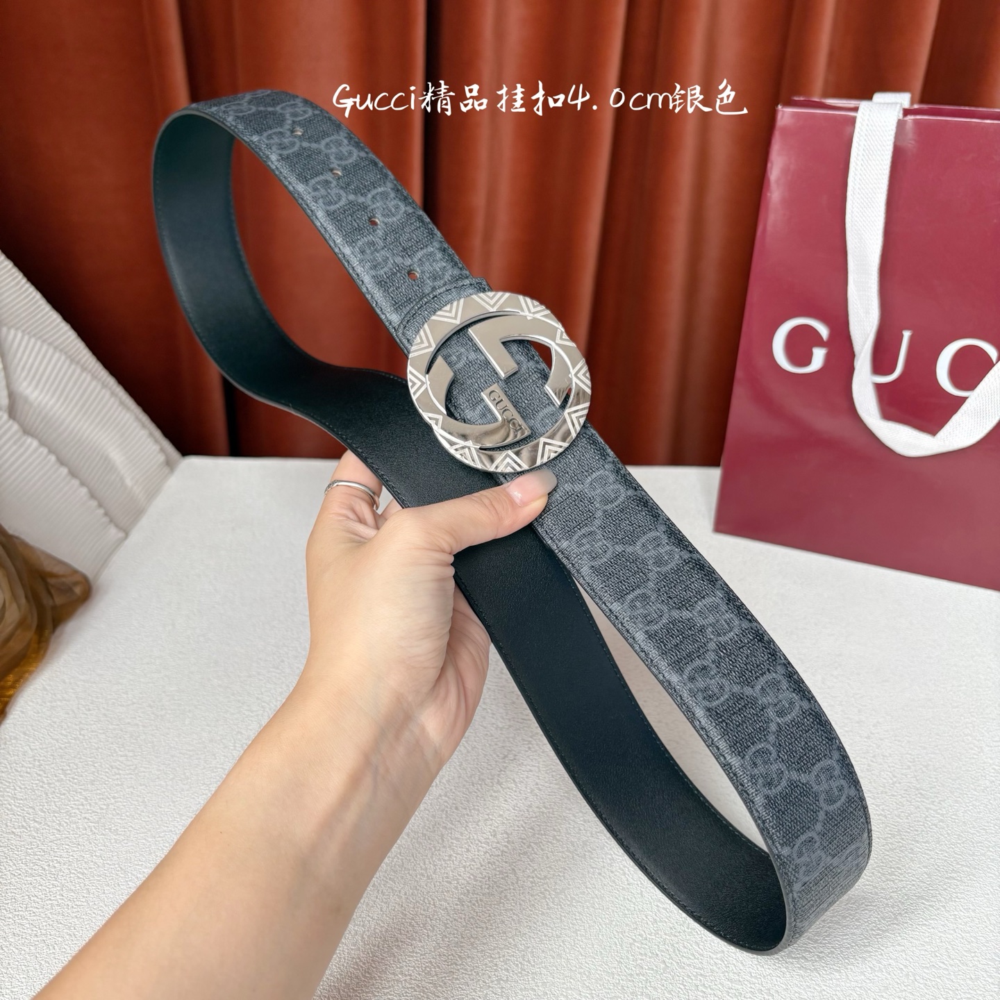 最高級の革を使用しグッチリバーシブルベルトコピー 115451最高級