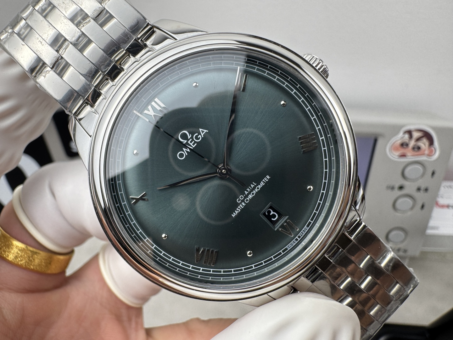 最新のオメガ デ・ヴィル シリーズのエレガントな男性用 3 針自動巻き機械式時計 128713高い品質