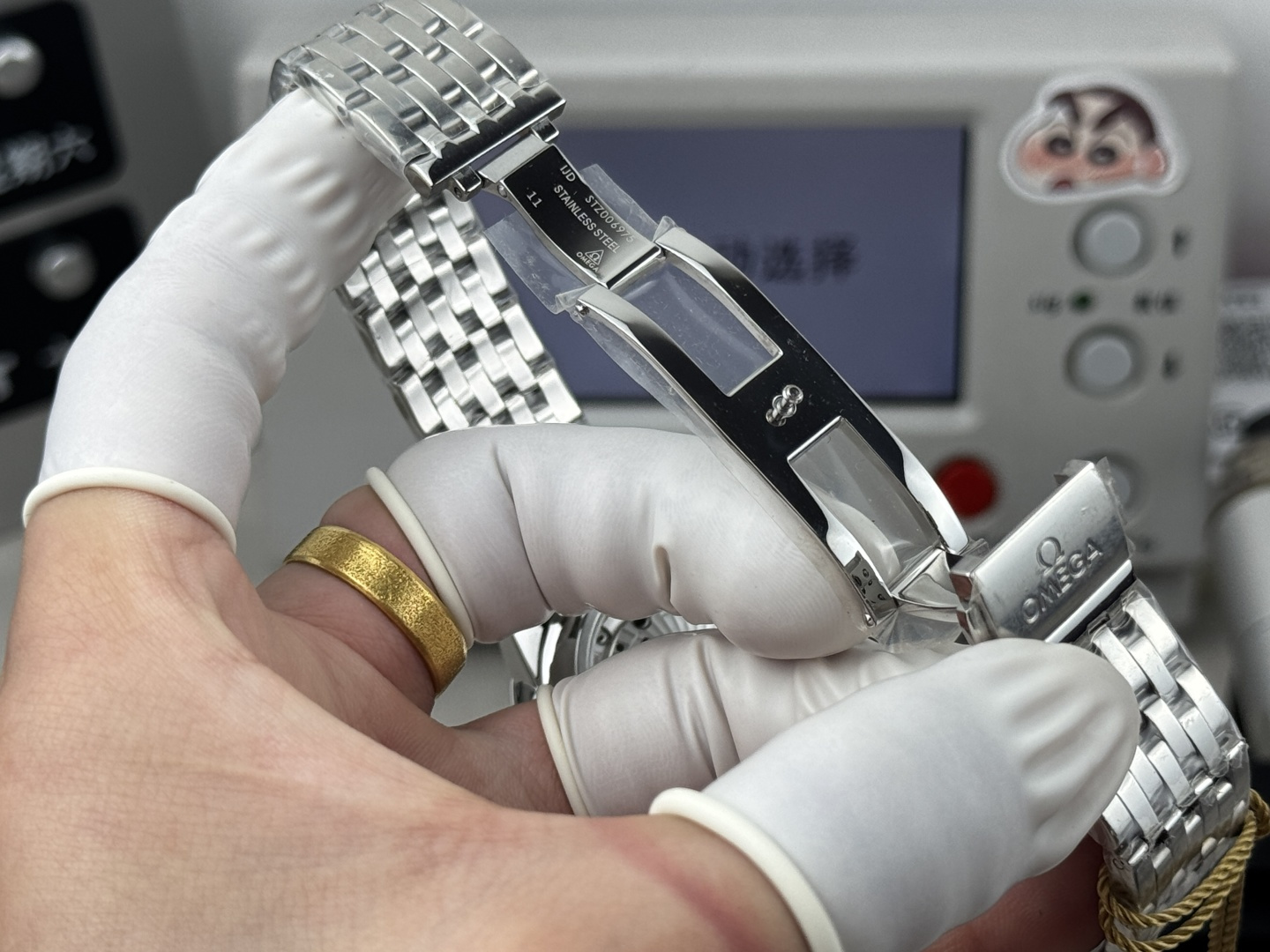 最新のオメガ デ・ヴィル シリーズのエレガントな男性用 3 針自動巻き機械式時計 128713代引きを販売