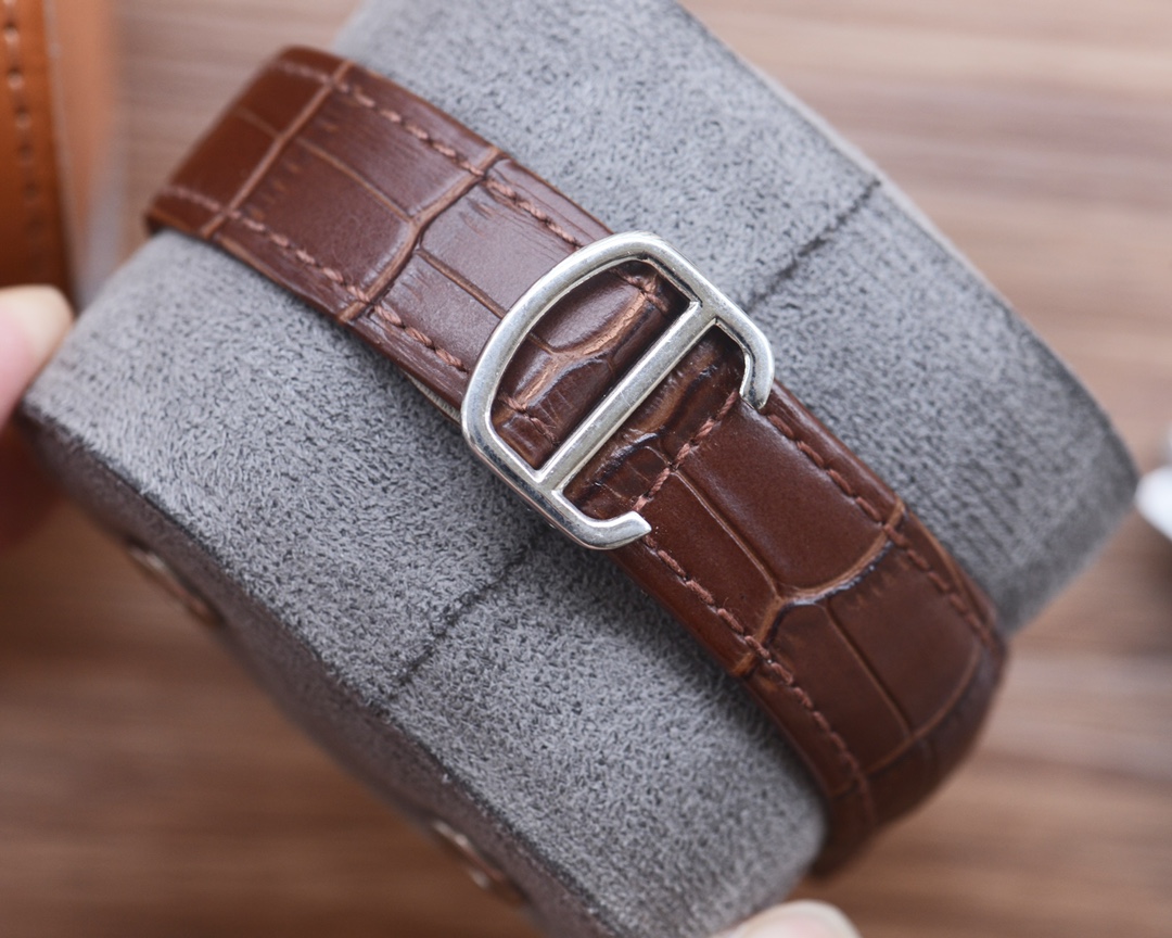 2026最新カルティエの最高傑作コピー自動巻きメンズ時計 130167品質保証