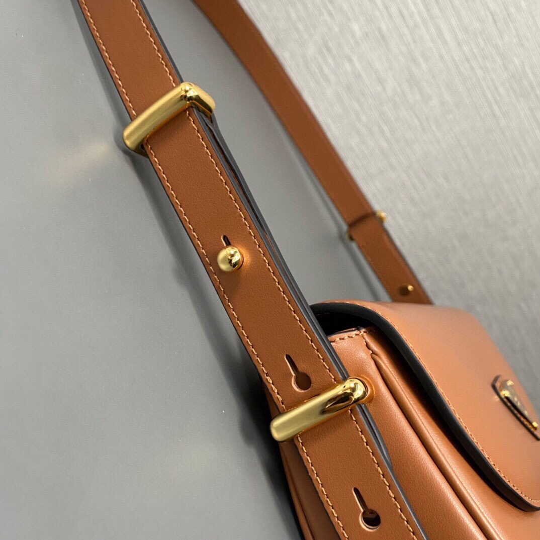 上流階級の女子ブランドコピープラダ ムーン人気商品ハンドバッグ 1BD365-2人気