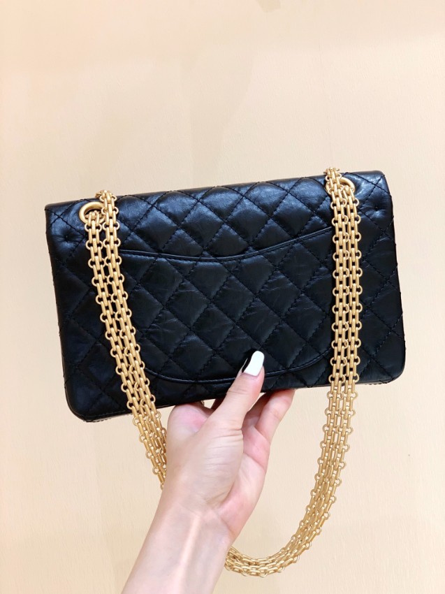 シャネルリイシュー チェーン2.55絶妙な職人技ショルダーバッグ 20260415153607人気