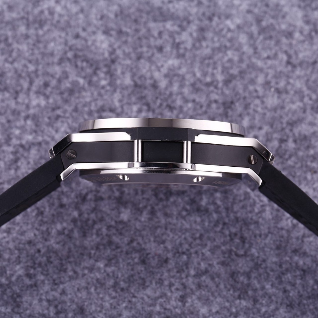 超絶のウブロビッグバンコピーフュージョン スチールダイヤ 301.SX.1170.RX.1704激安送料無料